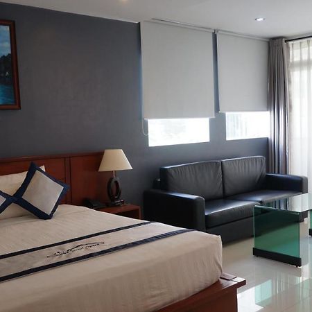 Opera Hotel Ho Chi Minh City Bagian luar foto