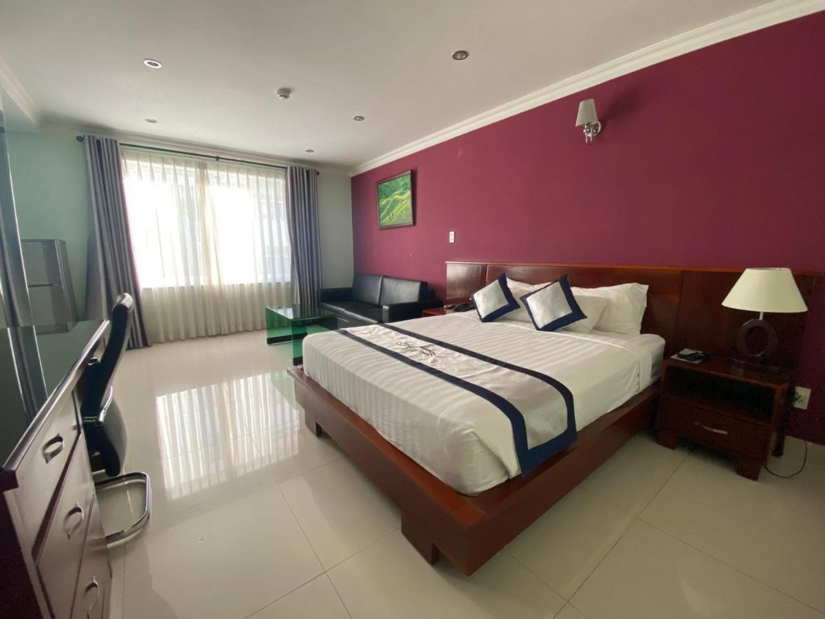 Opera Hotel Ho Chi Minh City Bagian luar foto