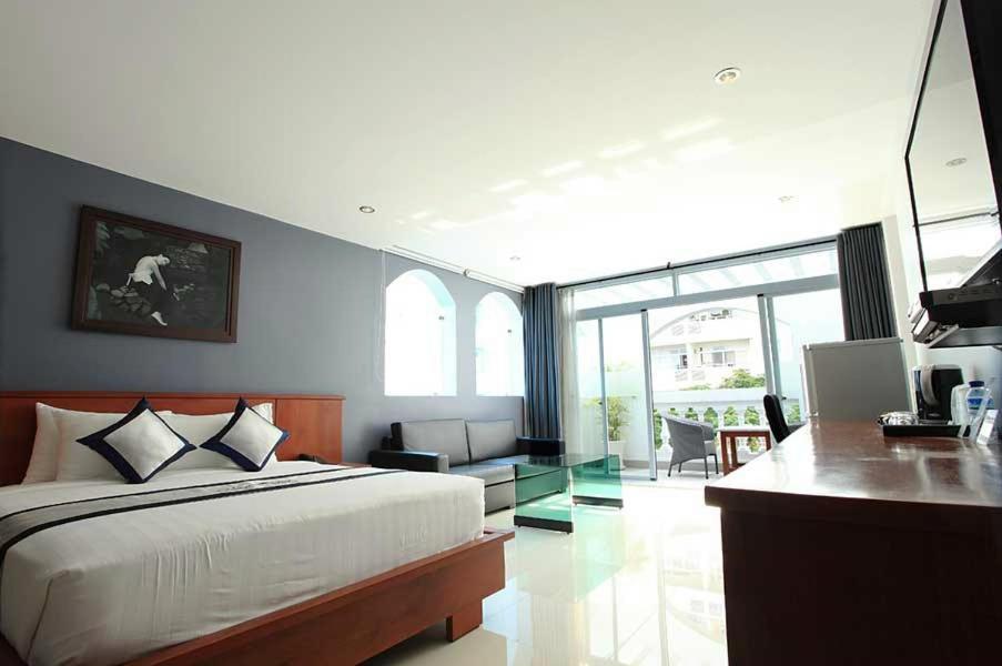 Opera Hotel Ho Chi Minh City Bagian luar foto