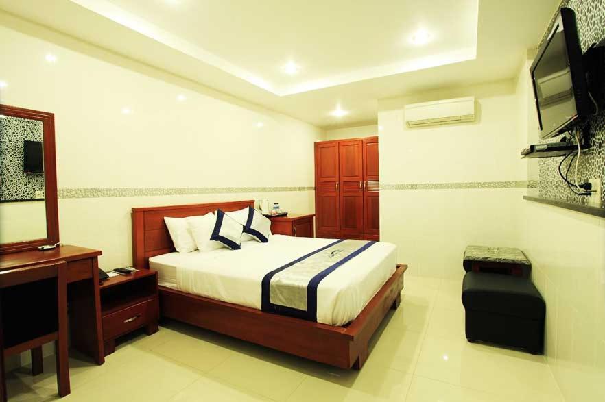 Opera Hotel Ho Chi Minh City Bagian luar foto