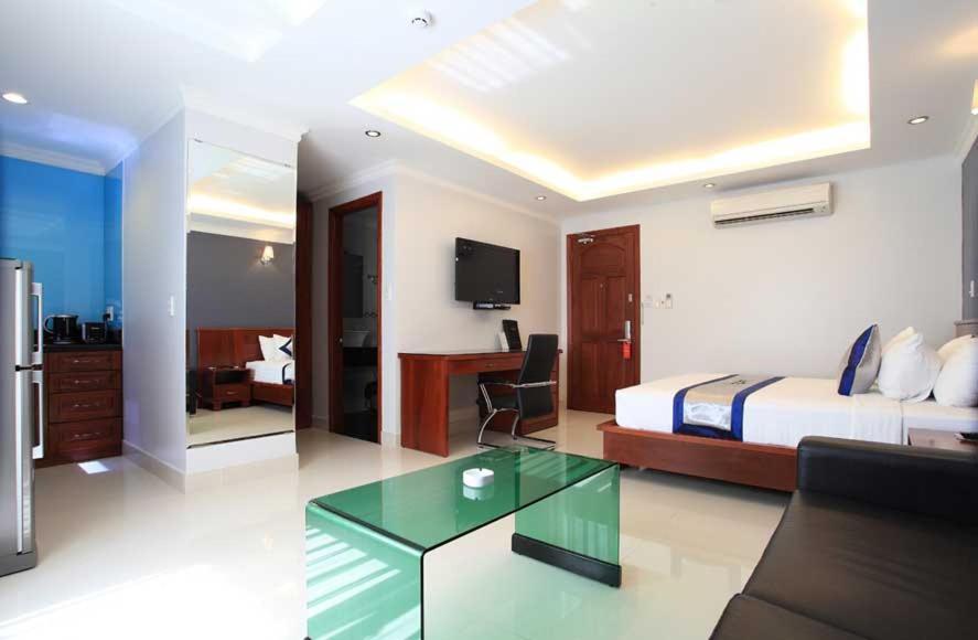 Opera Hotel Ho Chi Minh City Bagian luar foto